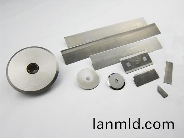 定製工(gong)業(ye)刀片